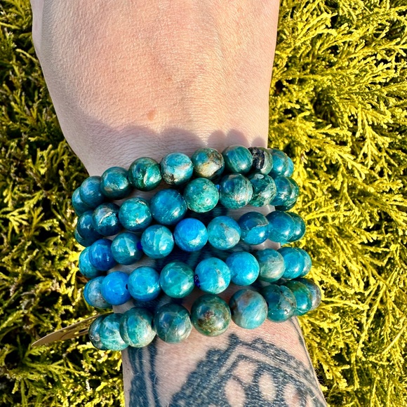 9mm Apatite Beaded Bracelet - Picture 3 of 8